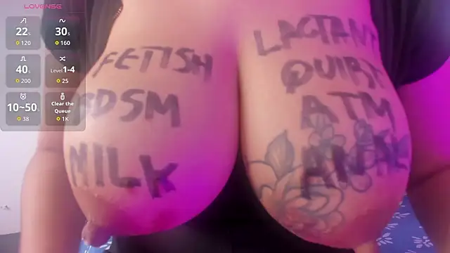 Venus Blackk online show from February 2026 06:41:01 PM