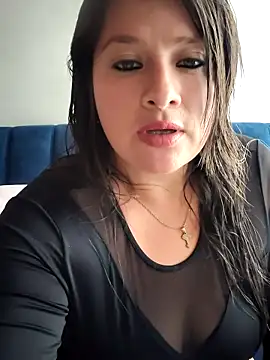 Neve Collins online show from May 2026 02:31:01 PM