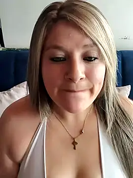 Neve Collins online show from July 2026 03:45:01 PM