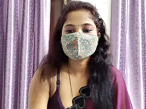 samosa73 online show from September 2025 06:36:01 PM