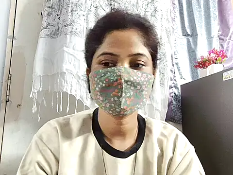 samosa73 online show from November 2025 07:39:01 PM
