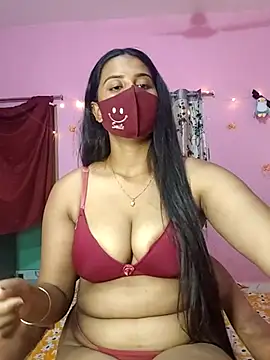 Snapshot of lovely-tanu chatting on October 2025 12:28:01 PM lovely-tanu online show from October 2025 12:28:01 PM