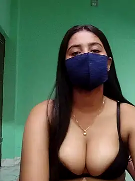 Snapshot of lovely-tanu chatting on December 2024 08:33:02 AM lovely-tanu online show from December 2024 08:33:02 AM