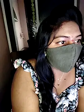 RomeoJuliet345 online show from November 2025 10:48:01 AM