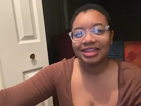 Makemymoney27 online show from March 2025 04:28:02 AM