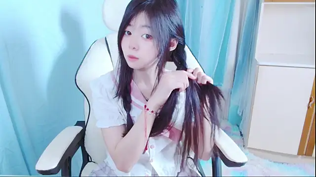 xiyao1314 online show from October 2025 01:59:02 AM