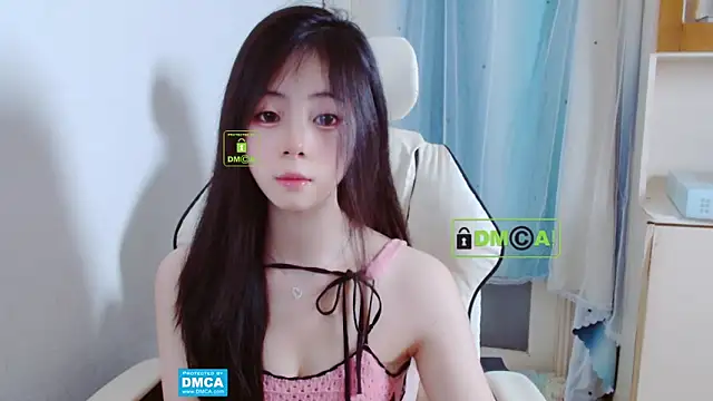 xiyao1314 online show from December 2025 03:00:01 AM