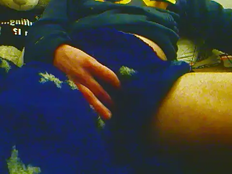 Snapshot of Adi1985gda chatting on February 2026 02:20:01 AM Adi1985gda online show from February 2026 02:20:01 AM