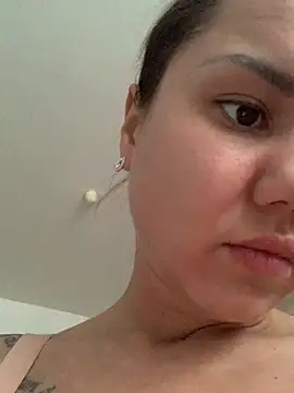 MiraMiss online show from December 2025 08:02:01 AM