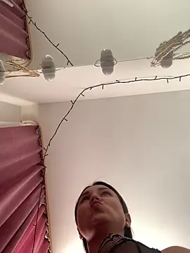 MiraMiss online show from March 2026 07:45:02 AM