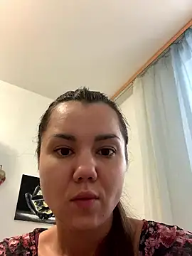 Snapshot of MiraMiss chatting on January 2026 10:22:02 AM MiraMiss online show from January 2026 10:22:02 AM