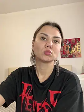 MiraMiss online show from October 2025 09:21:02 AM