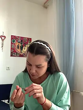 MiraMiss online show from March 2026 10:34:01 AM