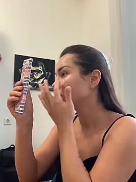 Snapshot of MiraMiss chatting on January 2026 06:50:02 AM MiraMiss online show from January 2026 06:50:02 AM