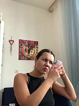 Snapshot of MiraMiss chatting on February 2026 09:31:01 AM MiraMiss online show from February 2026 09:31:01 AM