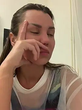 MiraMiss online show from March 2026 07:43:02 PM