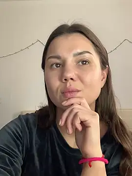 Snapshot of MiraMiss chatting on February 2026 09:47:01 AM MiraMiss online show from February 2026 09:47:01 AM