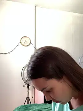 MiraMiss online show from March 2026 09:28:02 AM