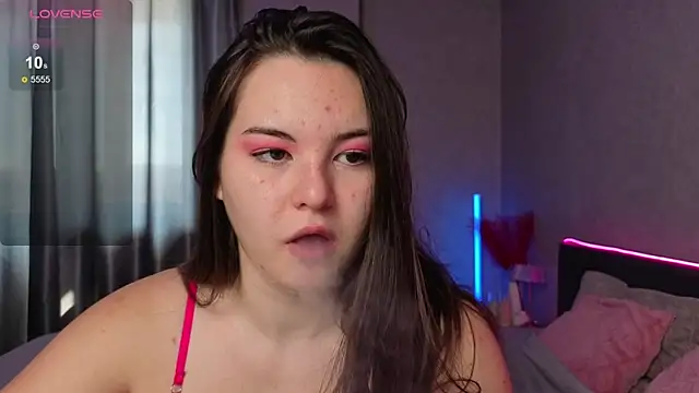 Snapshot of BritneyLix chatting on September 2025 11:06:02 AM BritneyLix online show from September 2025 11:06:02 AM