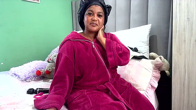 SexyEbony37X online show from May 2026 06:44:01 AM