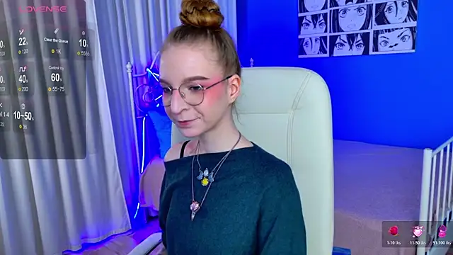 Snapshot of VioletShine chatting on November 2025 08:07:01 AM VioletShine online show from November 2025 08:07:01 AM