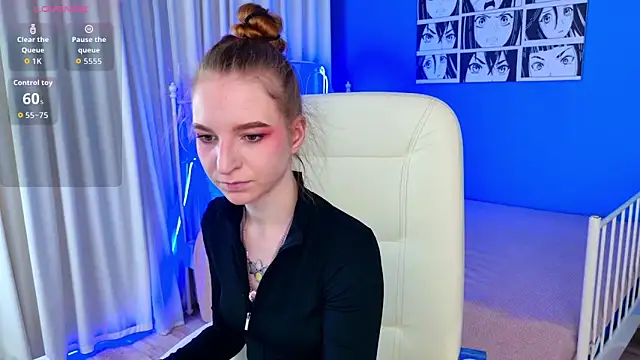 Snapshot of VioletShine chatting on February 2026 01:49:02 PM VioletShine online show from February 2026 01:49:02 PM