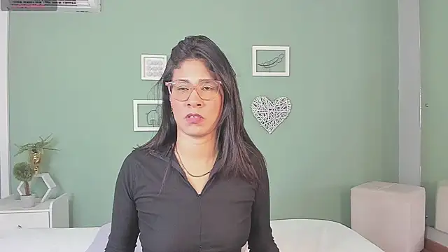Jonness Isa  online show from March 2025 01:34:01 PM