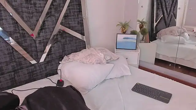 Snapshot of Jonness_Isa_ chatting on February 2026 12:47:02 PM Jonness Isa online show from February 2026 12:47:02 PM