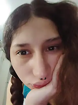 Queenjenn   online show from October 2025 05:56:02 PM