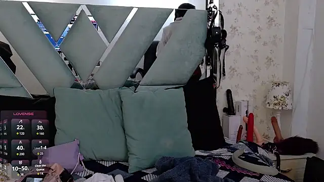 Queenjenn   online show from March 2026 04:52:02 AM