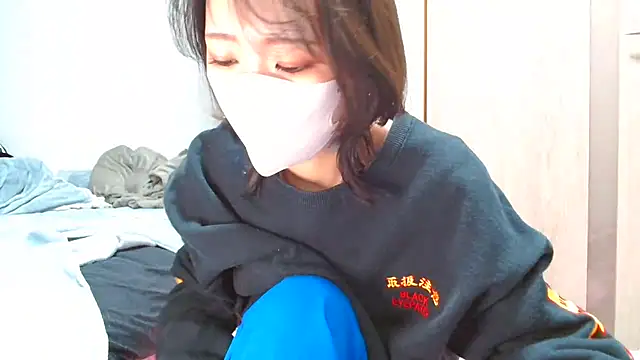 Snapshot of rei_0180 chatting on January 2025 09:54:01 PM rei 0180 online show from January 2025 09:54:01 PM