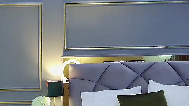 AvaCristal online show from May 2026 06:29:02 PM