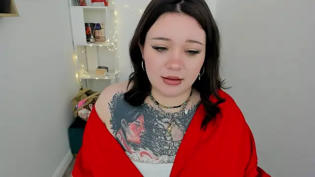 MoonLghte online show from February 2025 07:46:01 PM