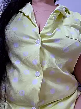 Snapshot of big_yoyo chatting on November 2025 04:29:01 PM big yoyo online show from November 2025 04:29:01 PM