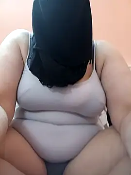 Snapshot of big_yoyo chatting on February 2025 05:44:02 PM big yoyo online show from February 2025 05:44:02 PM