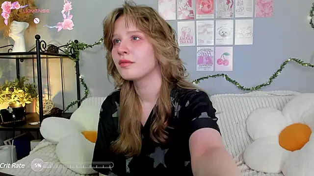 EvaStevs online show from March 2025 03:46:02 PM