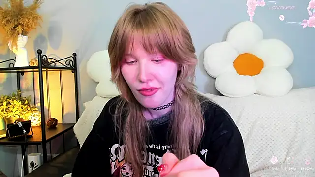 EvaStevs online show from February 2025 08:22:01 PM