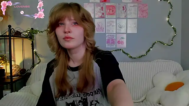 EvaStevs online show from March 2025 09:56:02 PM