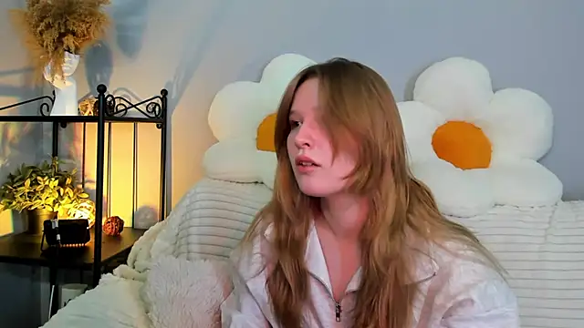 EvaStevs online show from February 2025 02:34:02 PM