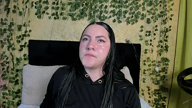 jenifer  power10 online show from January 2026 07:08:01 PM