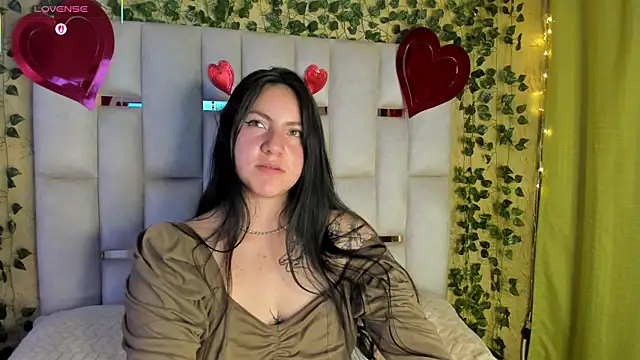jenifer  power10 online show from February 2025 05:21:01 PM