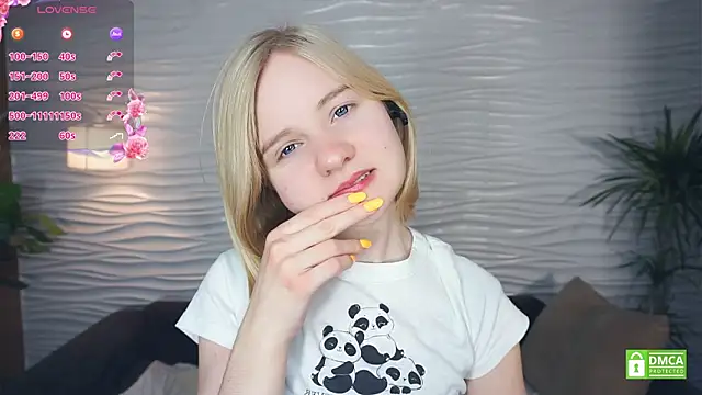 Snapshot of OdelinaFicken chatting on November 2025 04:05:01 AM OdelinaFicken online show from November 2025 04:05:01 AM