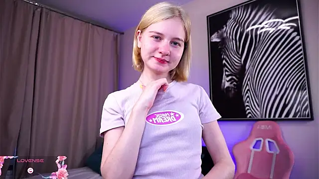 Snapshot of OdelinaFicken chatting on October 2025 05:50:02 AM OdelinaFicken online show from October 2025 05:50:02 AM