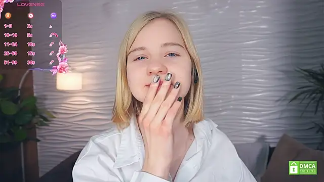 Snapshot of OdelinaFicken chatting on December 2025 04:02:02 AM OdelinaFicken online show from December 2025 04:02:02 AM