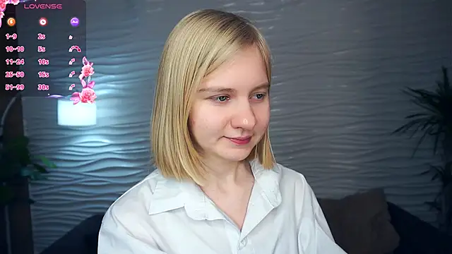 Snapshot of OdelinaFicken chatting on December 2025 04:18:02 AM OdelinaFicken online show from December 2025 04:18:02 AM