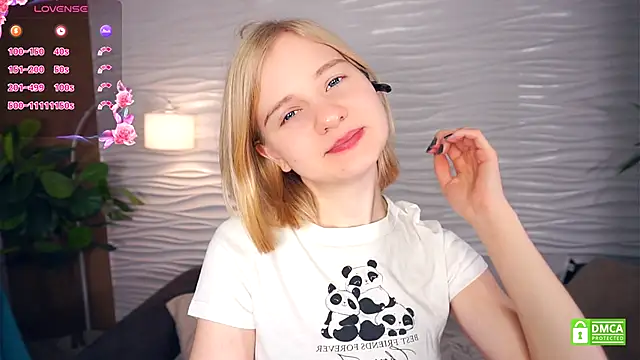 Snapshot of OdelinaFicken chatting on November 2025 04:12:02 AM OdelinaFicken online show from November 2025 04:12:02 AM