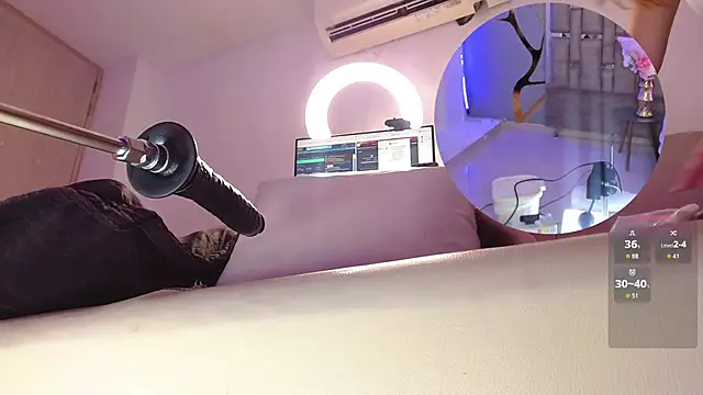 OliviaHalley online show from November 2025 02:17:02 PM