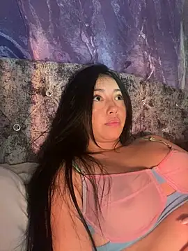 Snapshot of sweet_kitty0110 chatting on February 2025 04:47:01 AM sweet kitty0110 online show from February 2025 04:47:01 AM