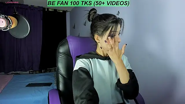 aiko mori online show from April 2026 12:56:01 AM