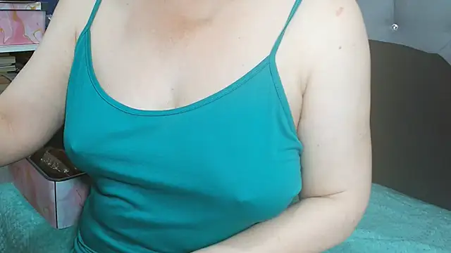 maturepriscila online show from April 2026 11:37:02 AM